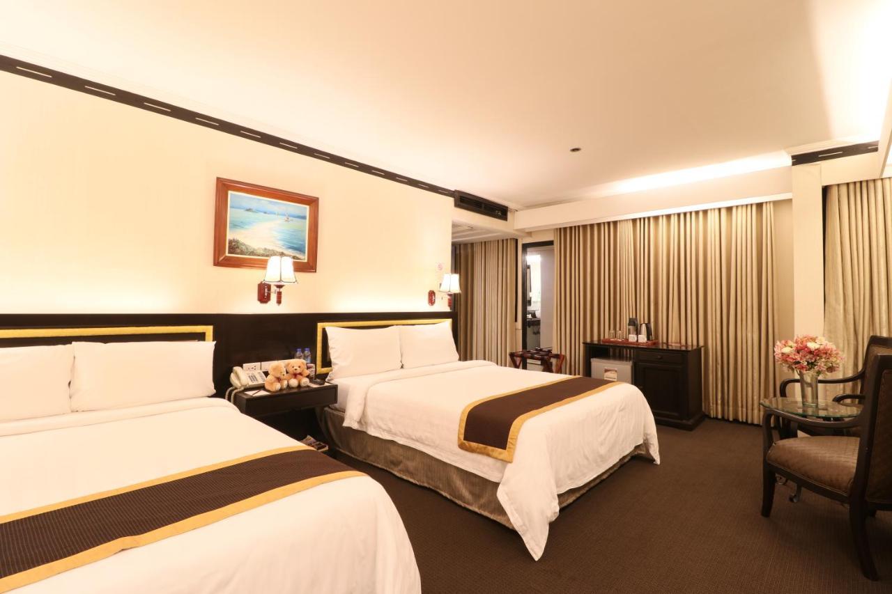 Bayview Park Hotel Manila Exterior photo